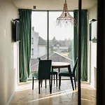 Szklany Przystanek Apartment *