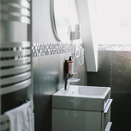 Szklany Przystanek Daire