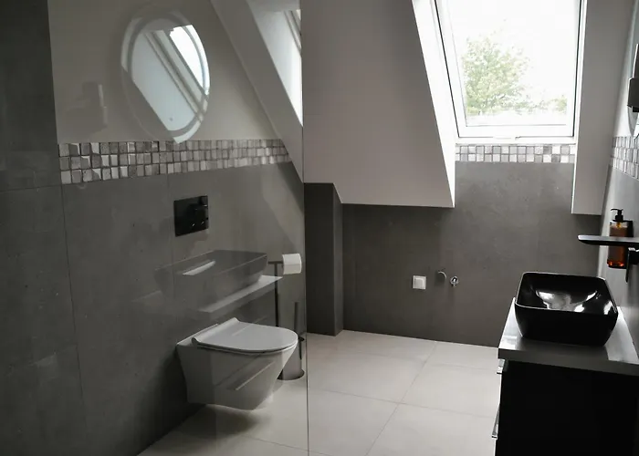 Szklany Przystanek Апартаменты *