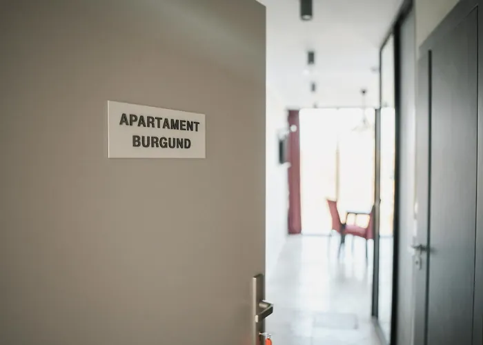 Szklany Przystanek Косцежина