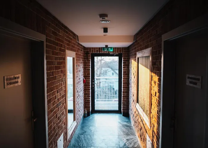 Szklany Przystanek * Косцежина