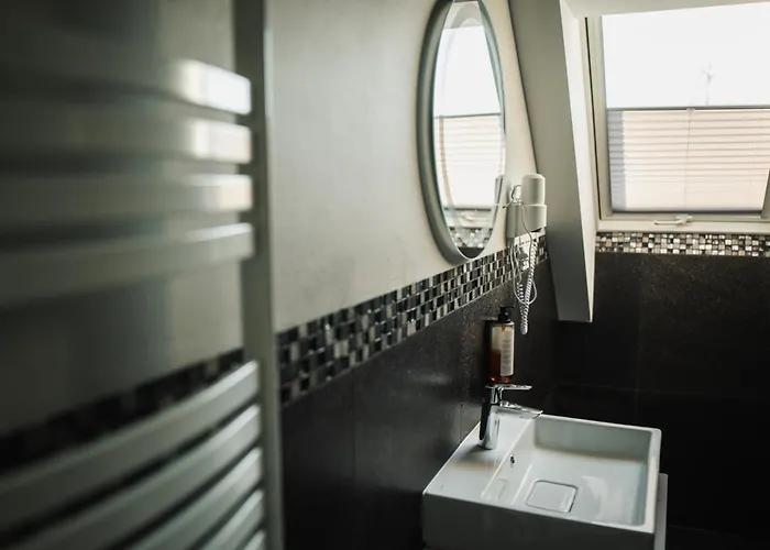 Szklany Przystanek Апартаменты Косцежина